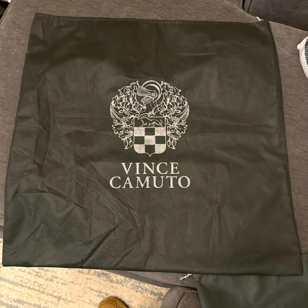 VINCE CAMUTO DUST BAG WITH DRAWSTRING extra large
